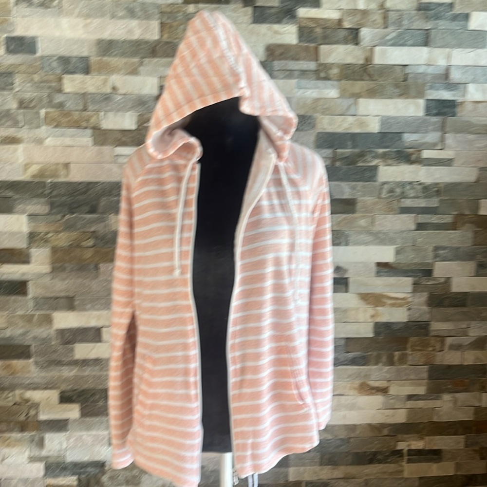 Kim Rogers Soft White and Light Pink Knit Top